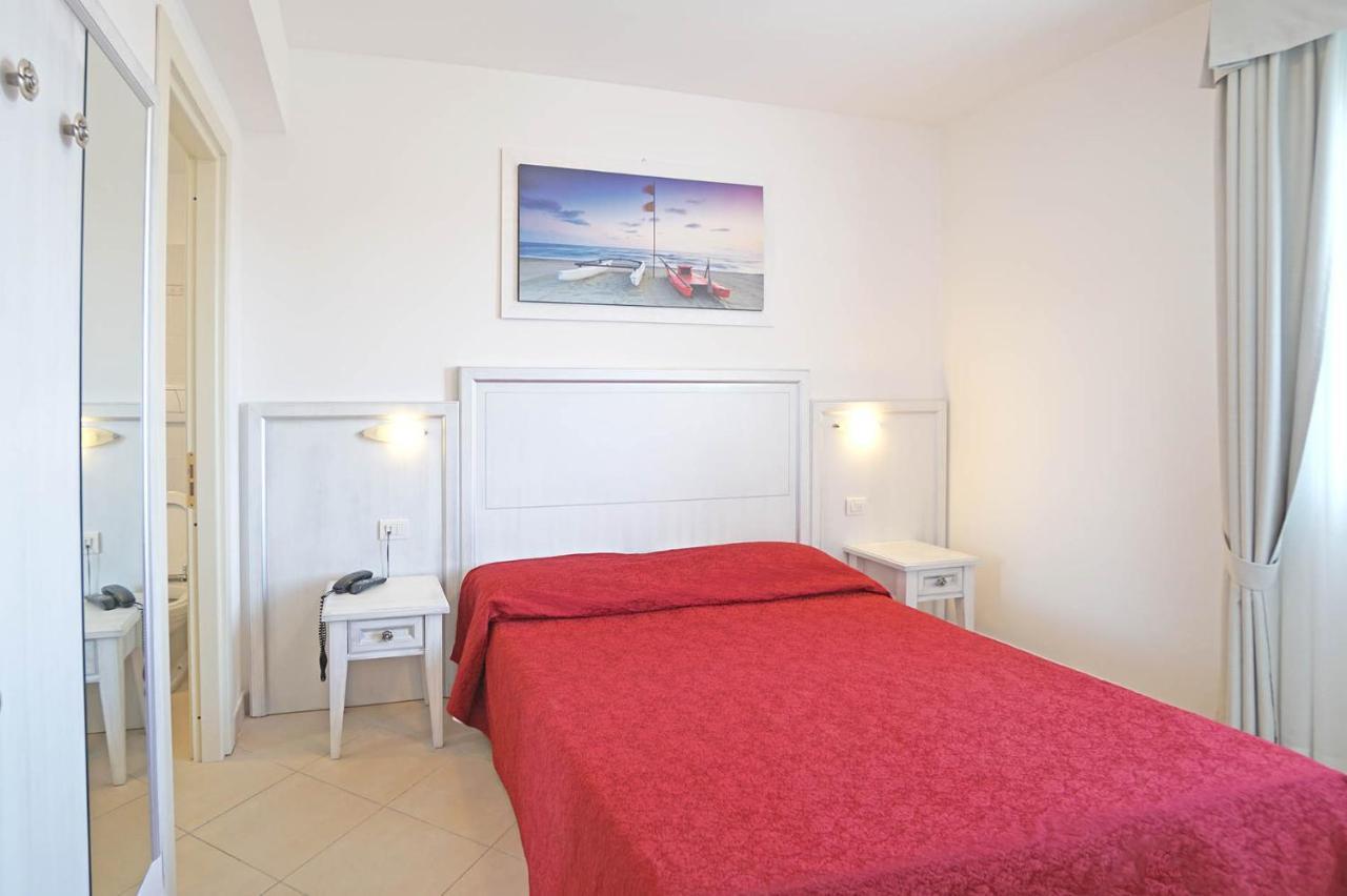 Hotel Pigalle Forte dei Marmi Luaran gambar