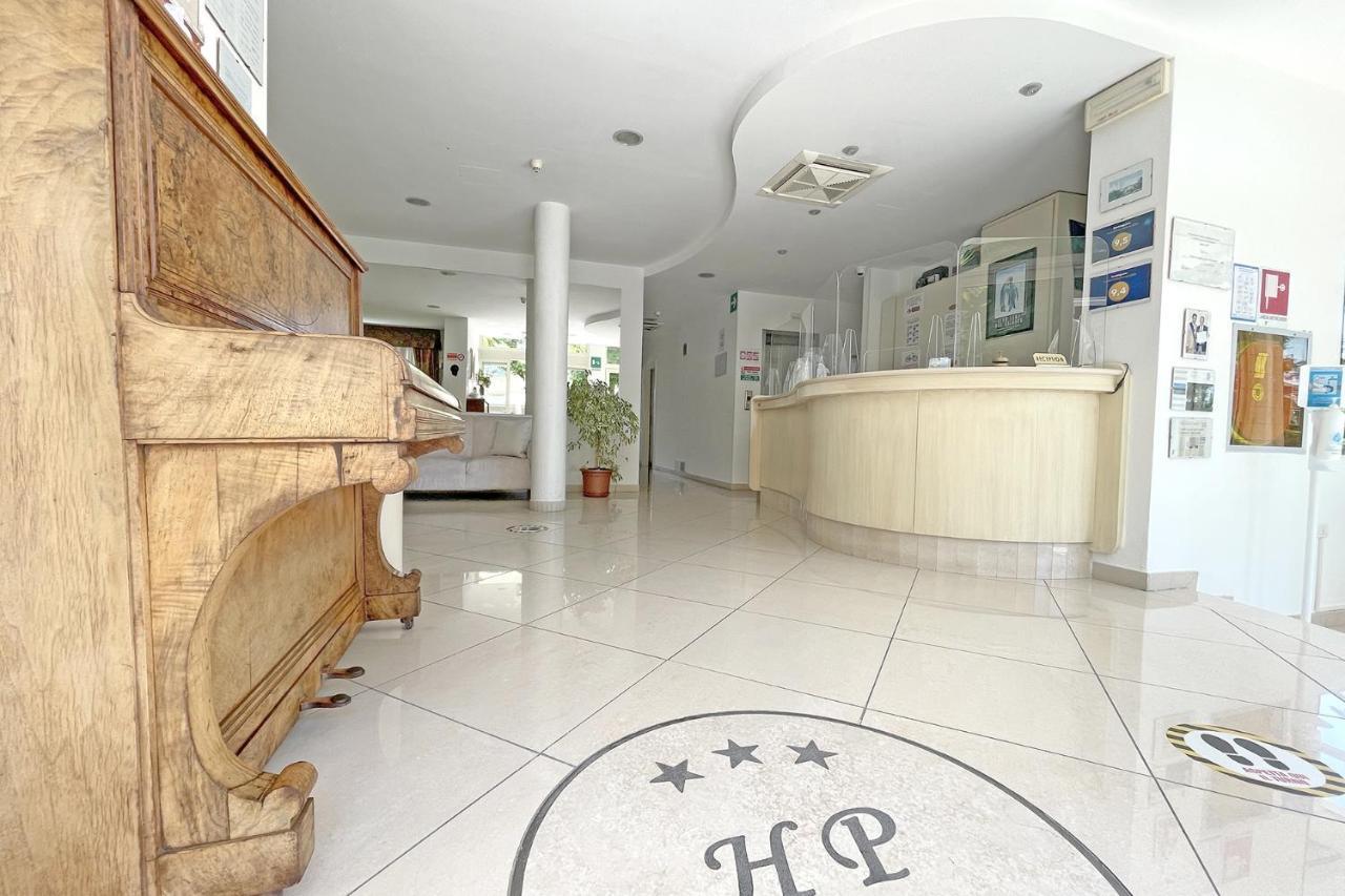 Hotel Pigalle Forte dei Marmi Luaran gambar