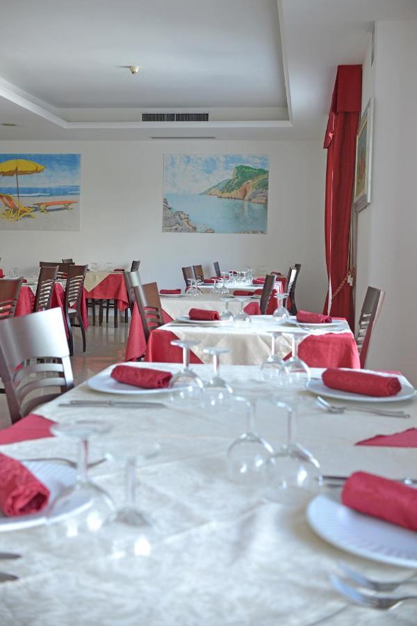 Hotel Pigalle Forte dei Marmi Luaran gambar