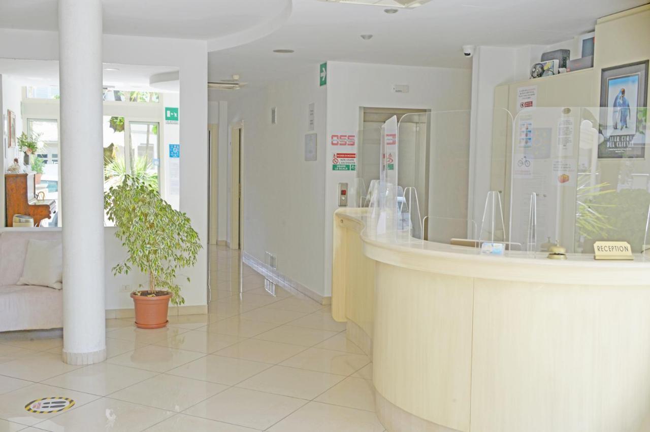 Hotel Pigalle Forte dei Marmi Luaran gambar