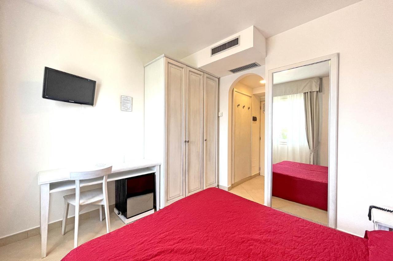 Hotel Pigalle Forte dei Marmi Luaran gambar